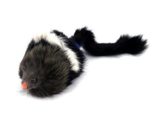 Rata de piel con chifle